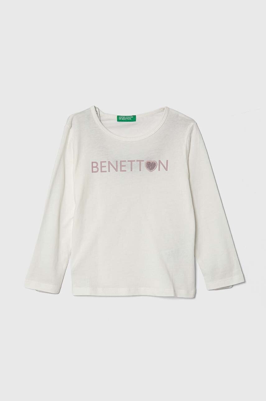

Дитячий бавовняний лонгслів United Colors of Benetton колір білий з принтом