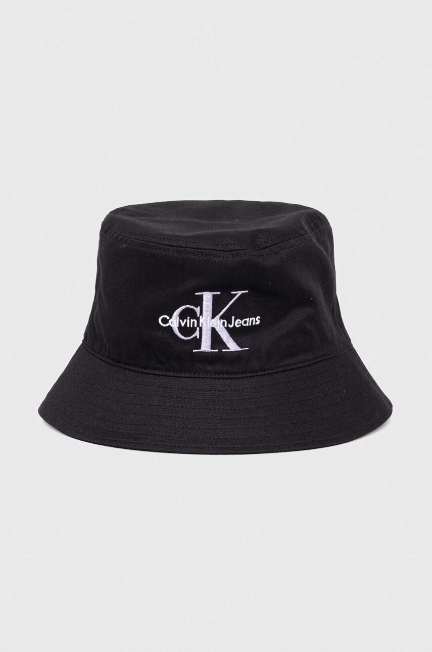 

Памучна капела Calvin Klein Jeans в черно от памук K60K611029, Черен