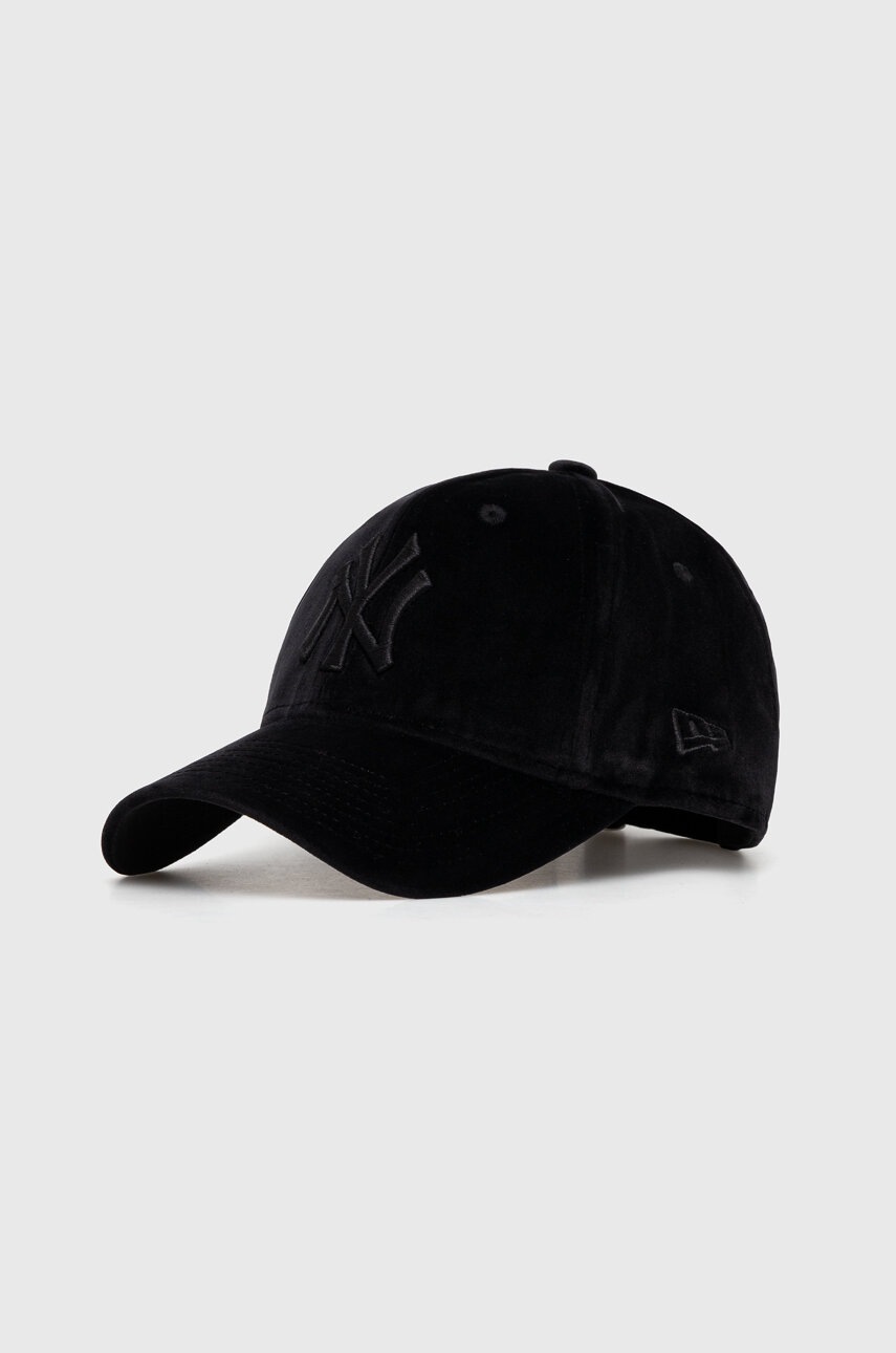 

Шапка с козирка New Era в черно с апликация NEW YORK YANKEES, Черен