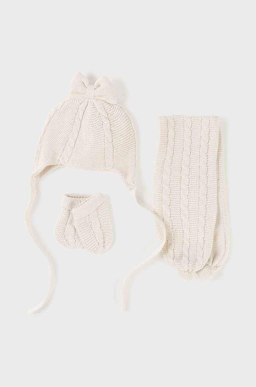 Детский комплект Mayoral Newborn Gift box цвет бежевый Детский комплект Mayoral Newborn Gift box цвет бежевый