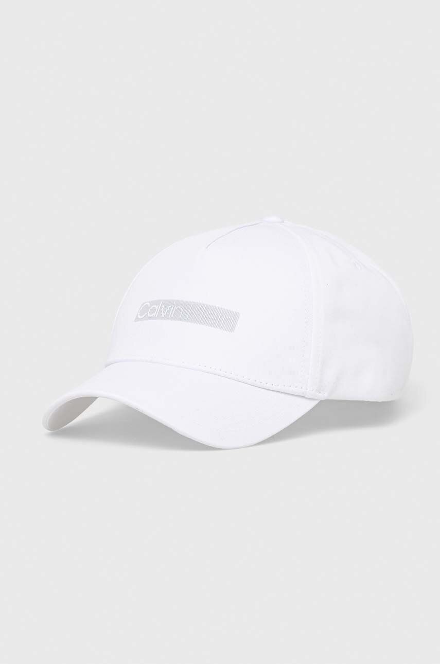 Levně Bavlněná baseballová čepice Calvin Klein bílá barva