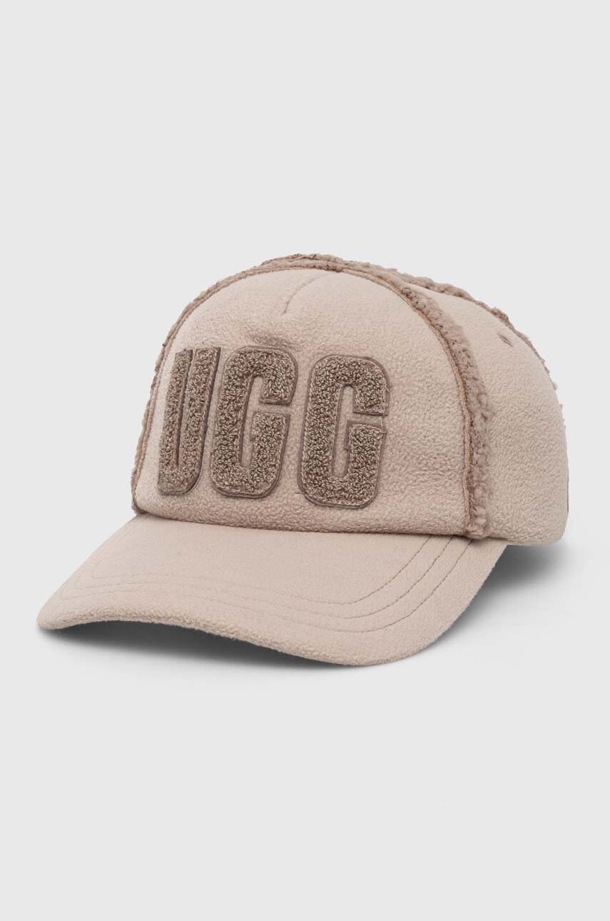

Кепка UGG колір бежевий з аплікацією
