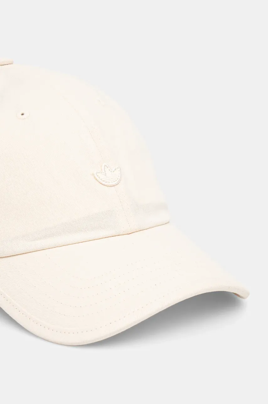 Хлопковая кепка adidas Originals цвет бежевый однотонная IL4884 Хлопковая кепка adidas Originals цвет бежевый однотонная IL4884
