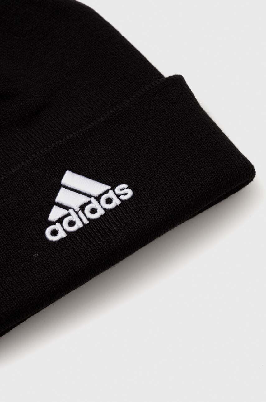 Kapa Adidas črna Barva