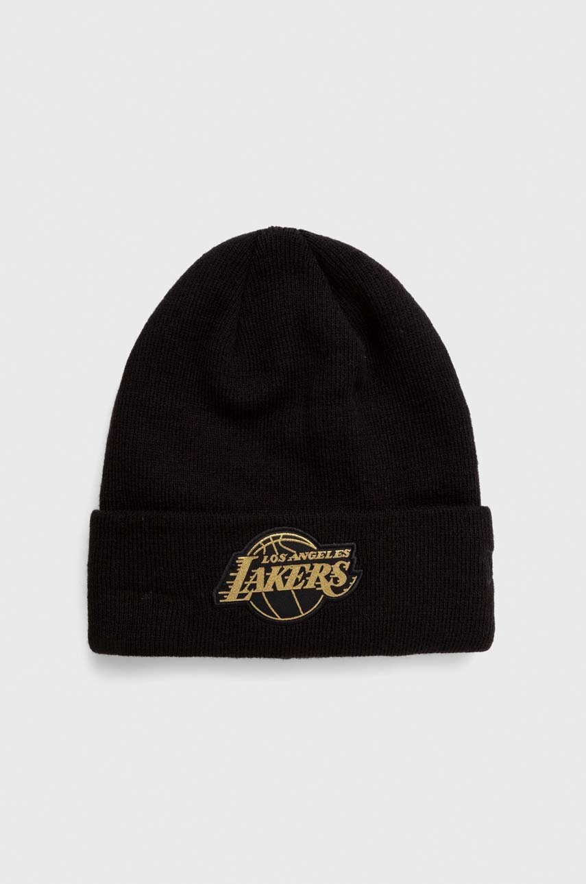 

Шапка New Era в черно LOS ANGELES LAKERS, Черен