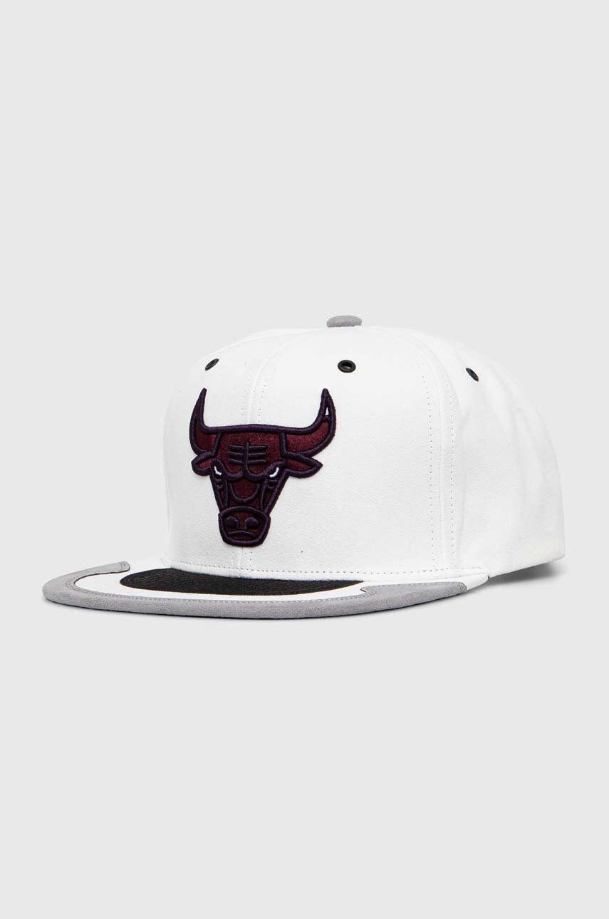 Mitchell&Ness sapca CHICAGO BULLS culoarea alb, cu imprimeu