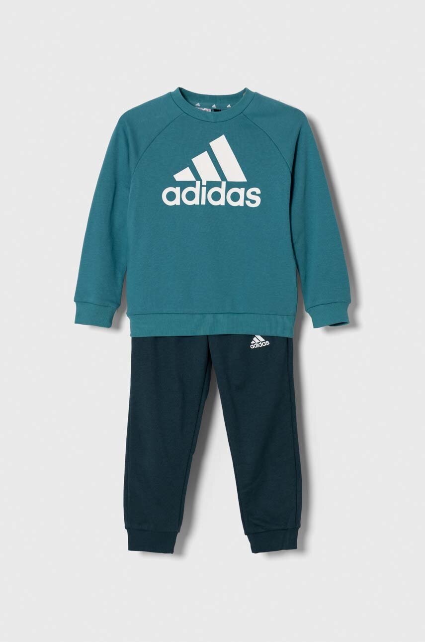 

Детский спортивный костюм adidas цвет зелёный
