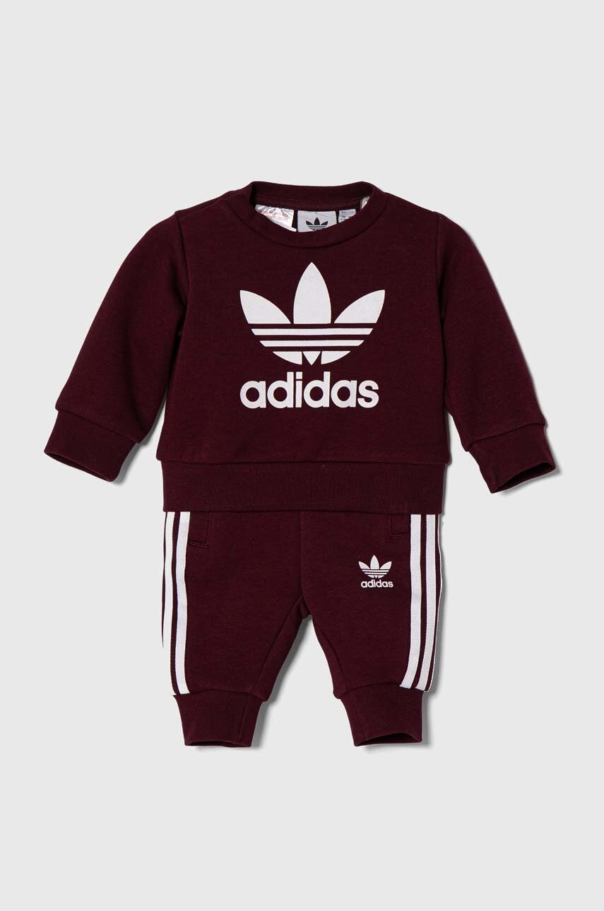 Levně Kojenecká sada adidas Originals červená barva