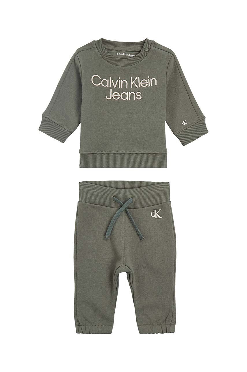 Levně Kojenecká tepláková souprava Calvin Klein Jeans zelená barva