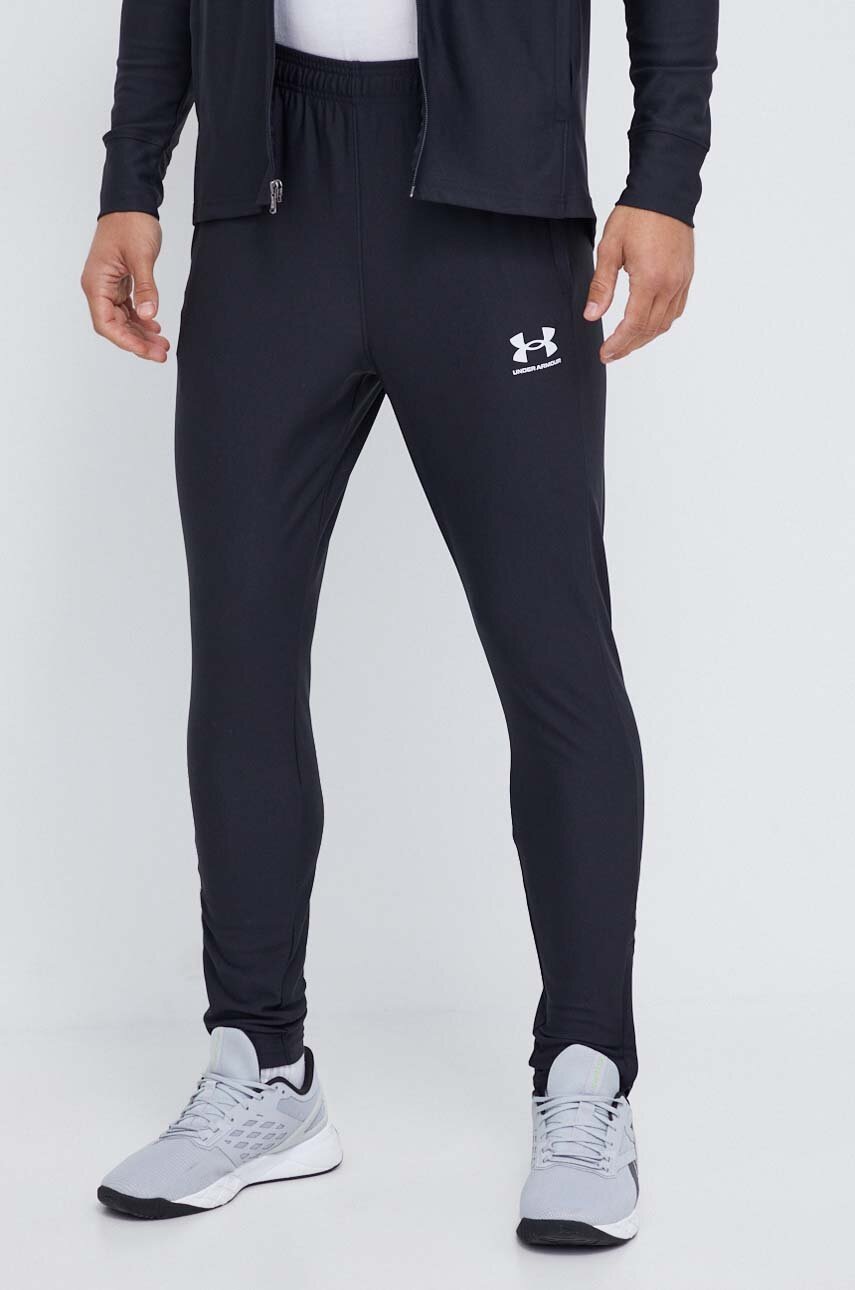 Φόρμα Under Armour χρώμα: μαύρο, 1379592 φωτογραφία