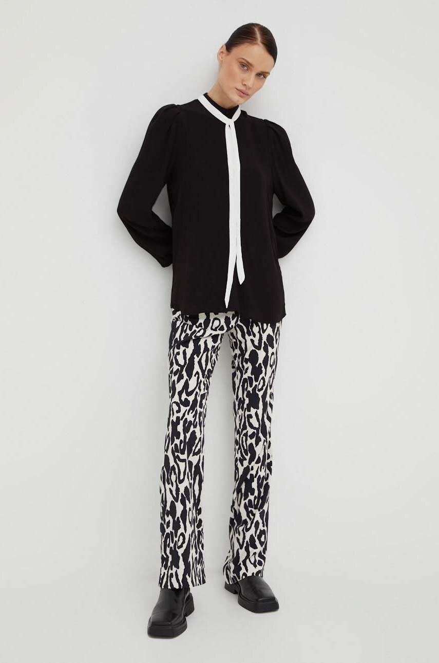 Așteaptă imaginea pentru produs