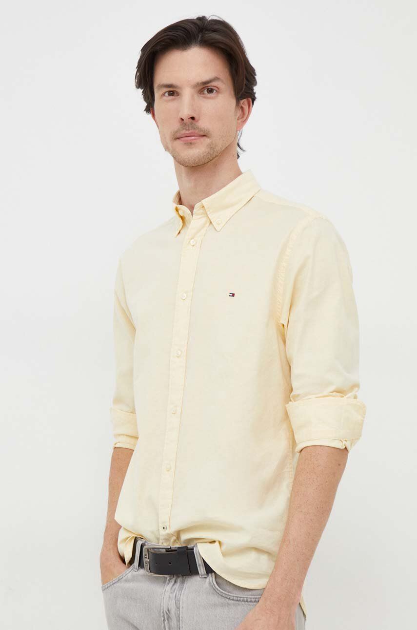 Levně Košile Tommy Hilfiger pánská, žlutá barva, regular, s límečkem button-down, MW0MW29968