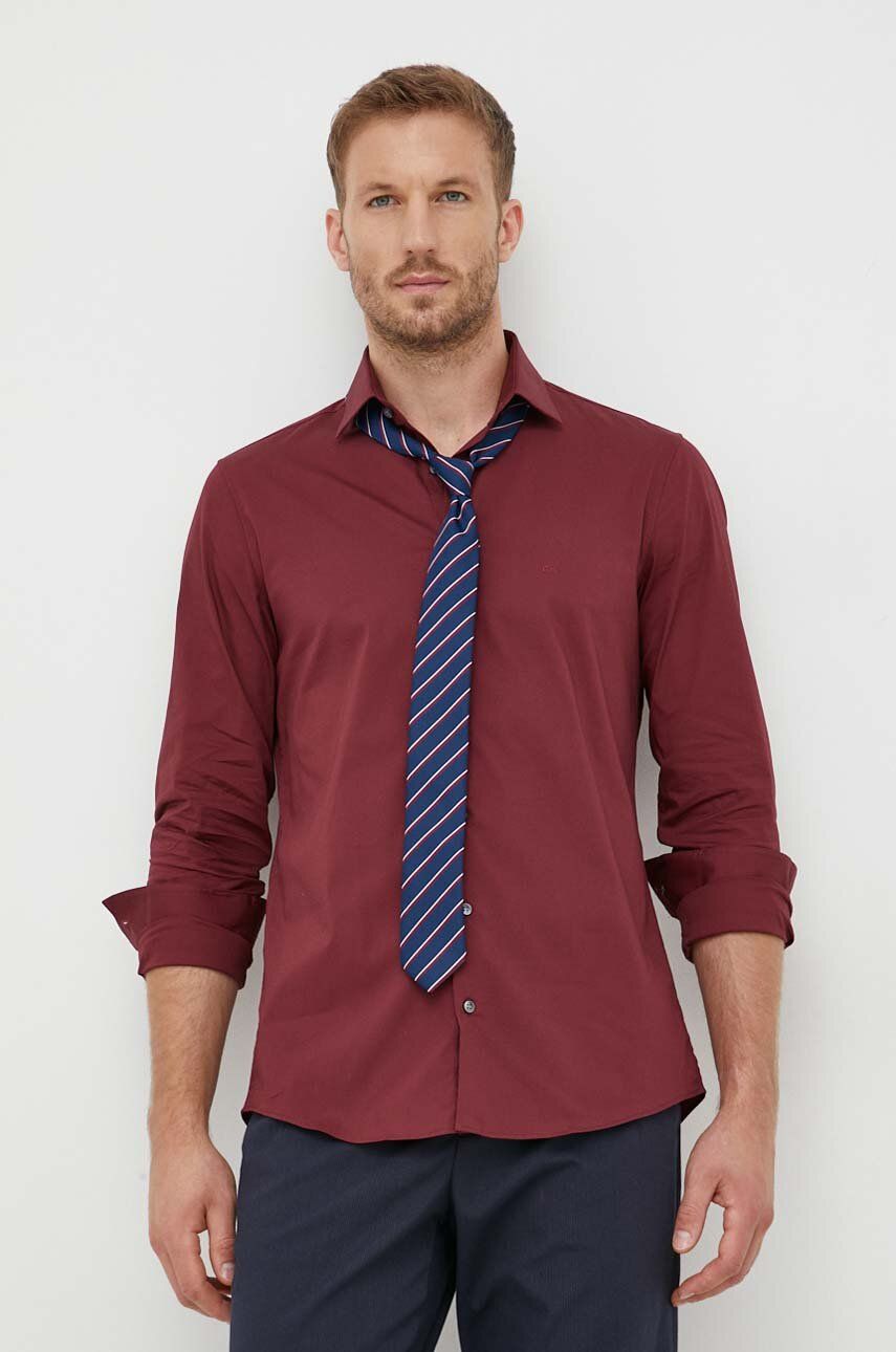 Levně Košile Calvin Klein pánská, vínová barva, slim, s klasickým límcem, K10K108229