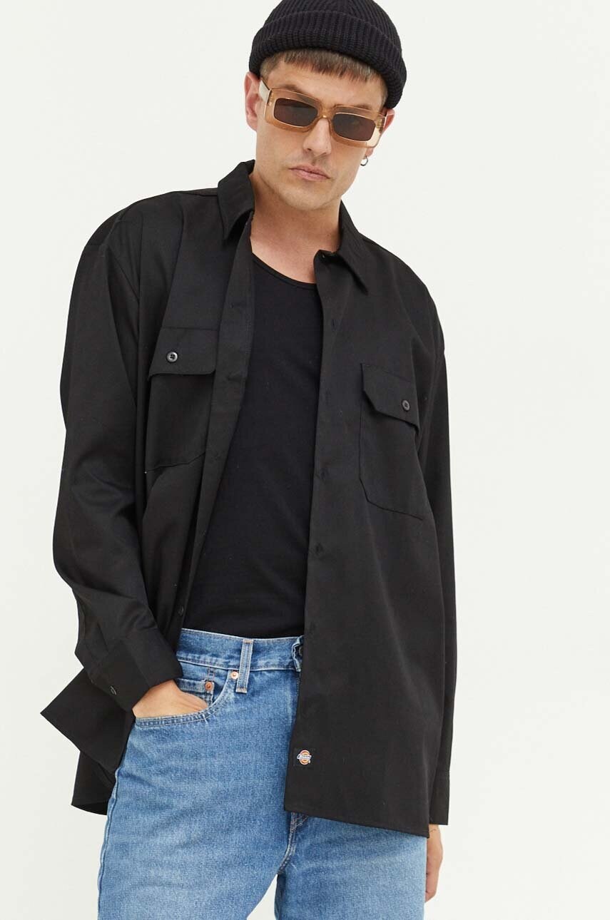 

Рубашка Dickies мужская цвет чёрный regular классический воротник