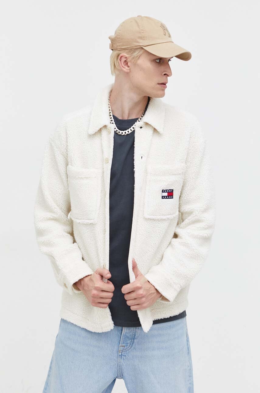 Levně Košile Tommy Jeans pánská, béžová barva, regular, s klasickým límcem