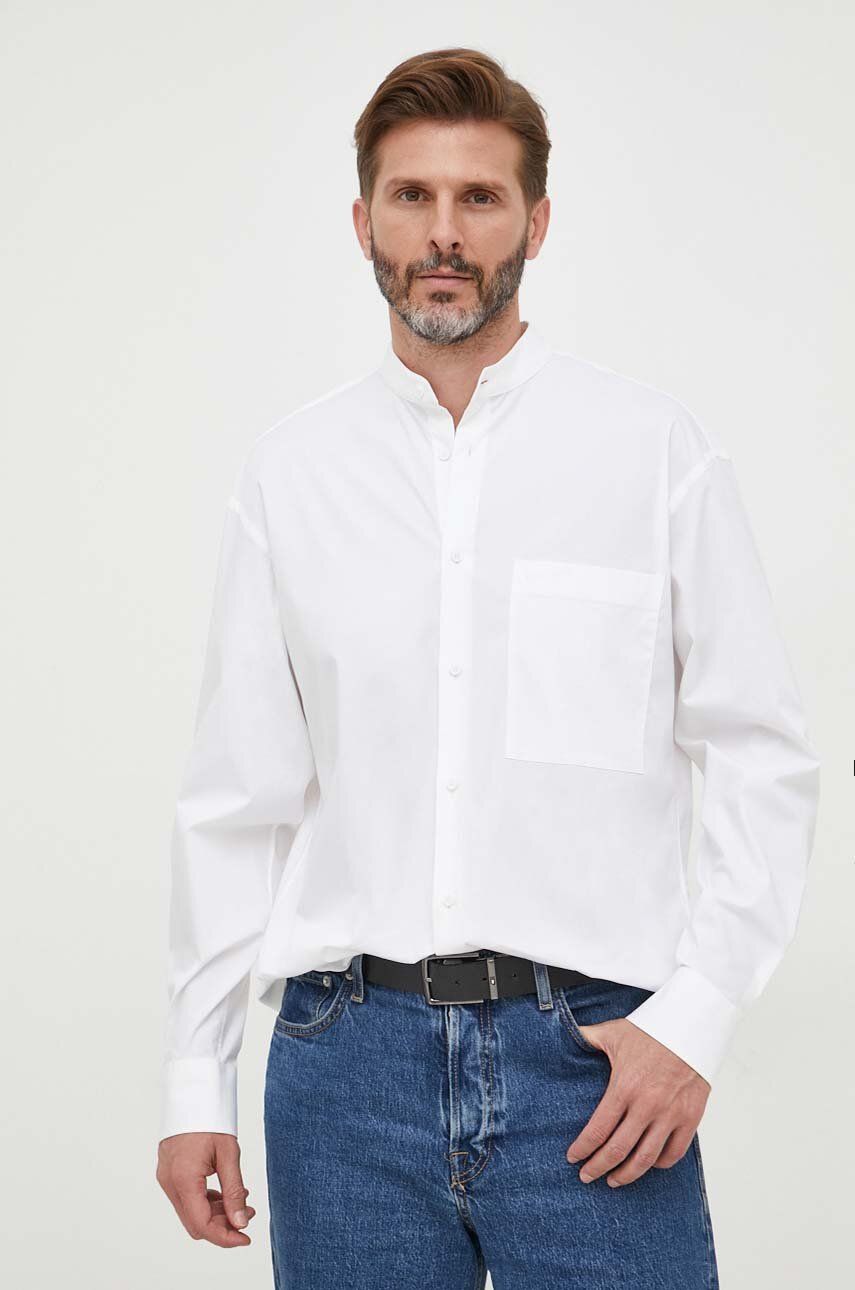 Košile Calvin Klein pánská, bílá barva, relaxed, se stojáčkem, K10K111736
