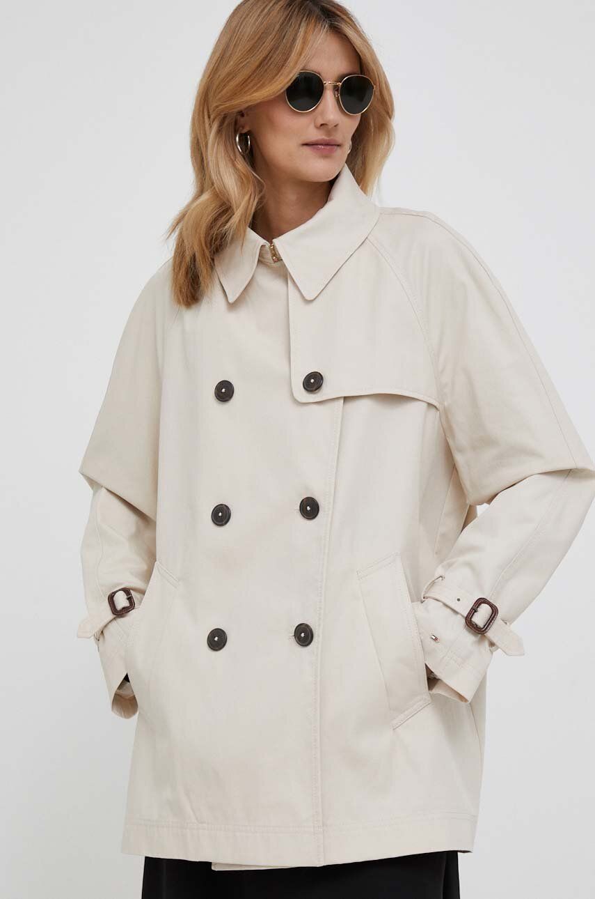 Kabát Tommy Hilfiger dámský, béžová barva, přechodný, dvouřadový - béžová -  Hlavní materiál: 1