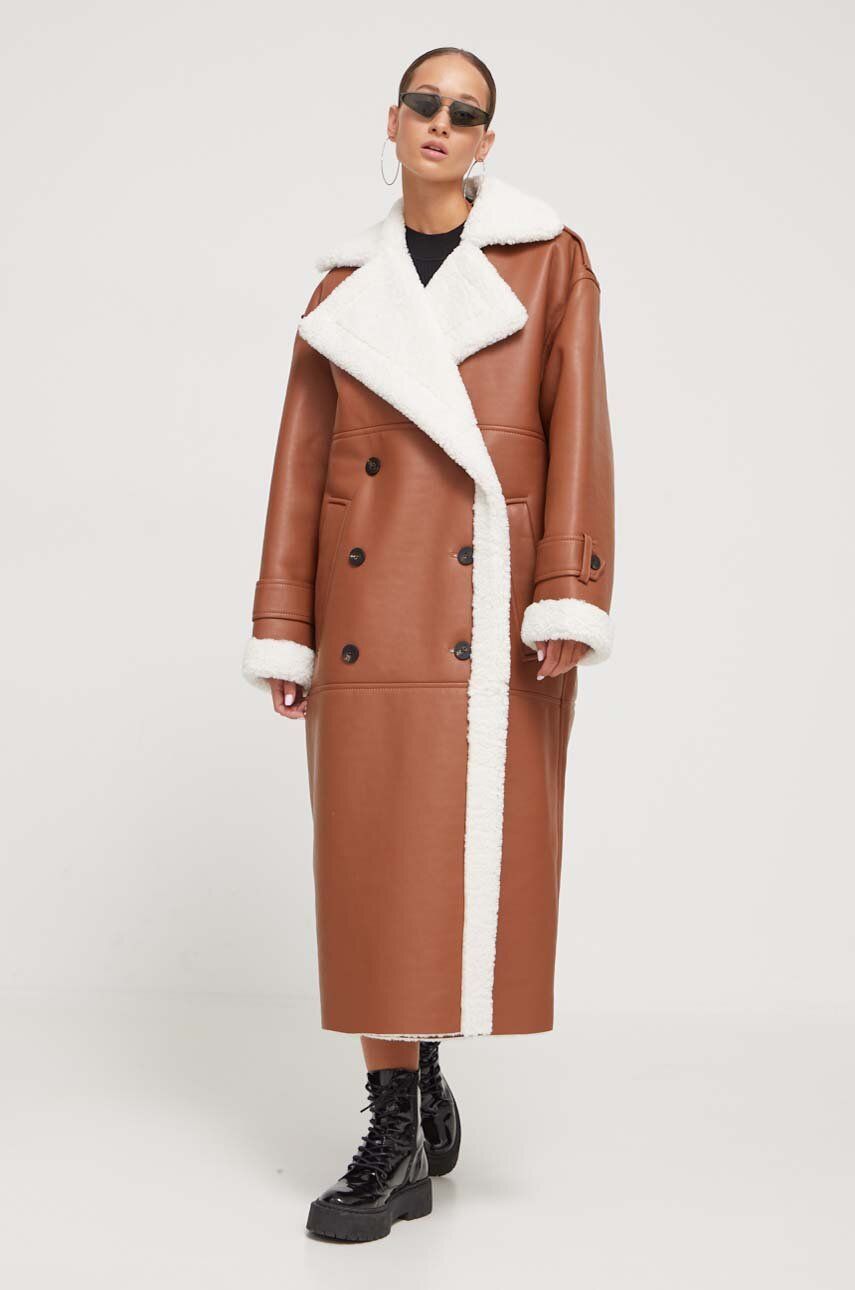 E-shop Kabát HUGO dámský, hnědá barva, zimní