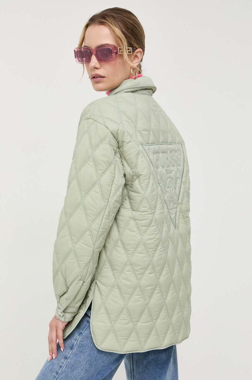 

Куртка Guess жіноча колір зелений перехідна
