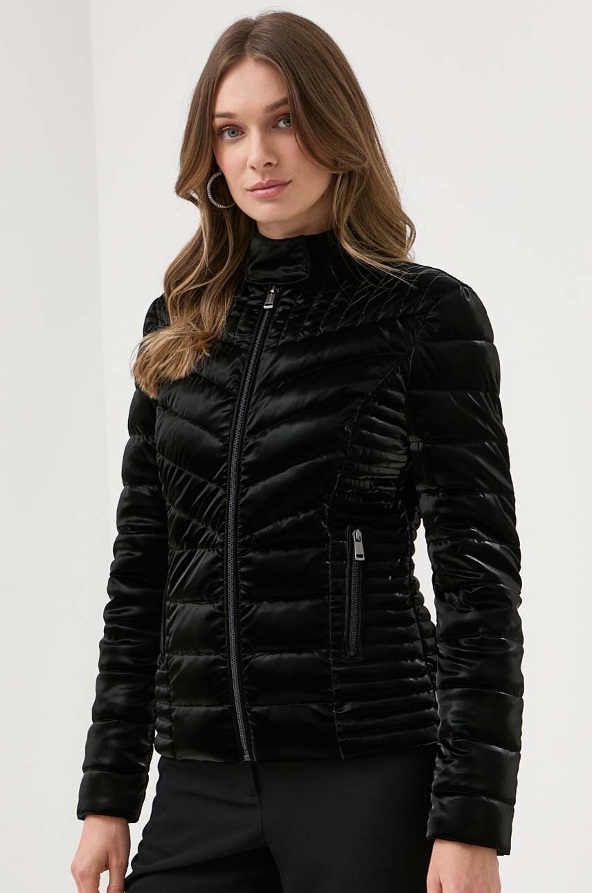 

Куртка Guess женская цвет чёрный переходная