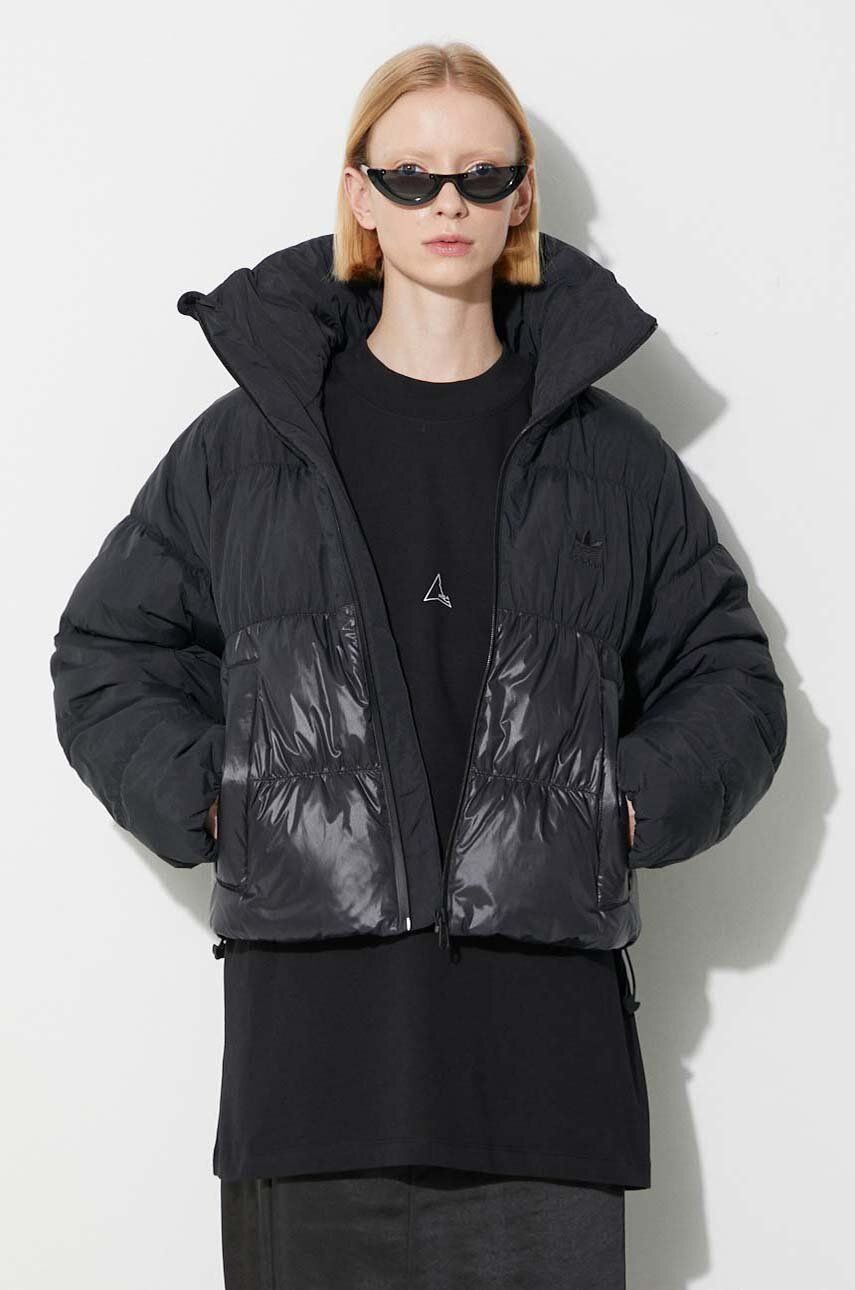 Péřová bunda adidas Originals Regen Cropped Jacket Black dámská, černá barva, zimní, II8486 - černá 
