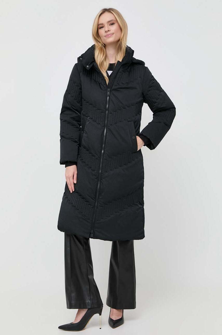 Péřová bunda Guess dámská, černá barva, zimní - černá - Hlavní materiál: 60 % Polyester