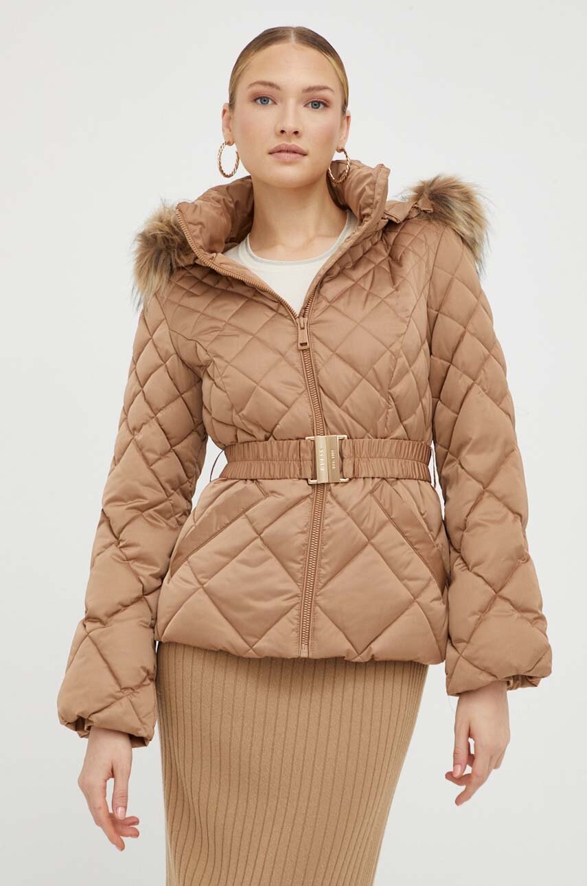 

Пуховая куртка Guess женская цвет бежевый зимняя