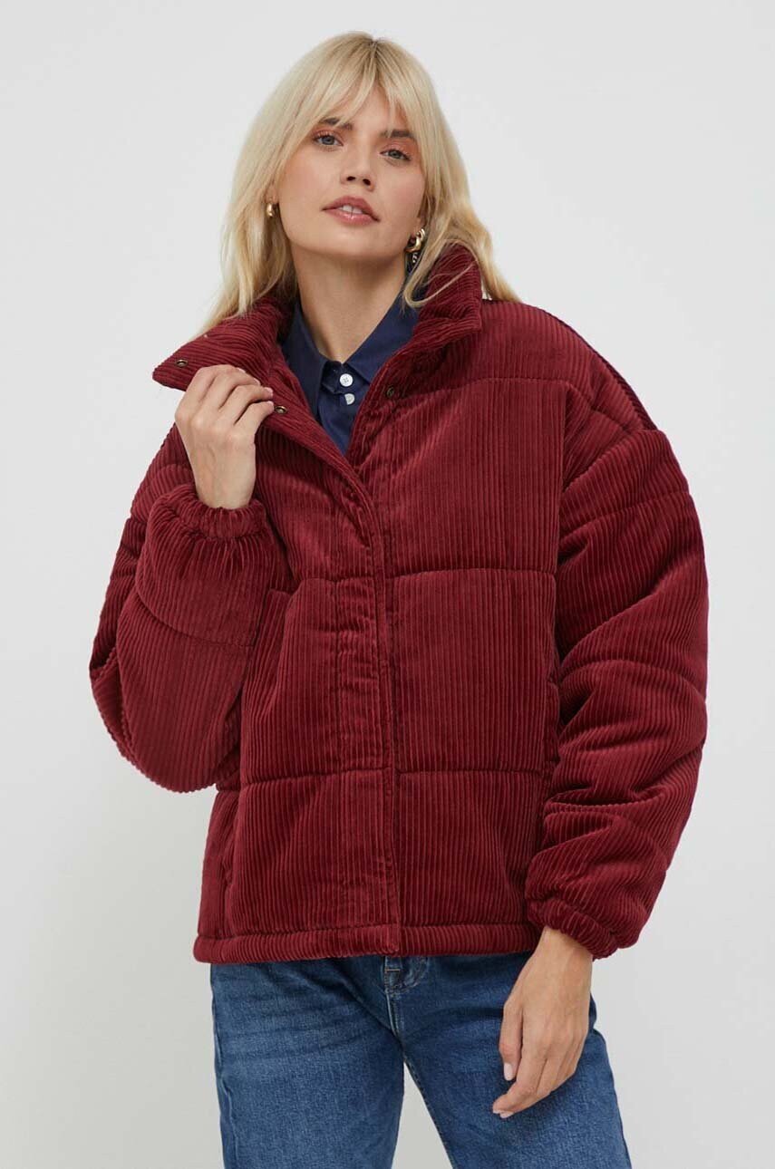 

Джинсово яке Pepe Jeans Fiona в бордо зимен модел с уголемена кройка