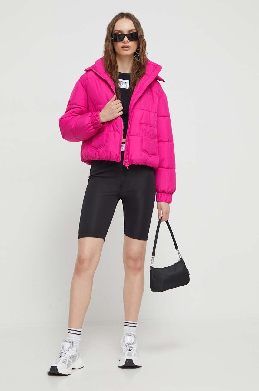 E-shop Bunda Moschino Jeans dámská, růžová barva, zimní