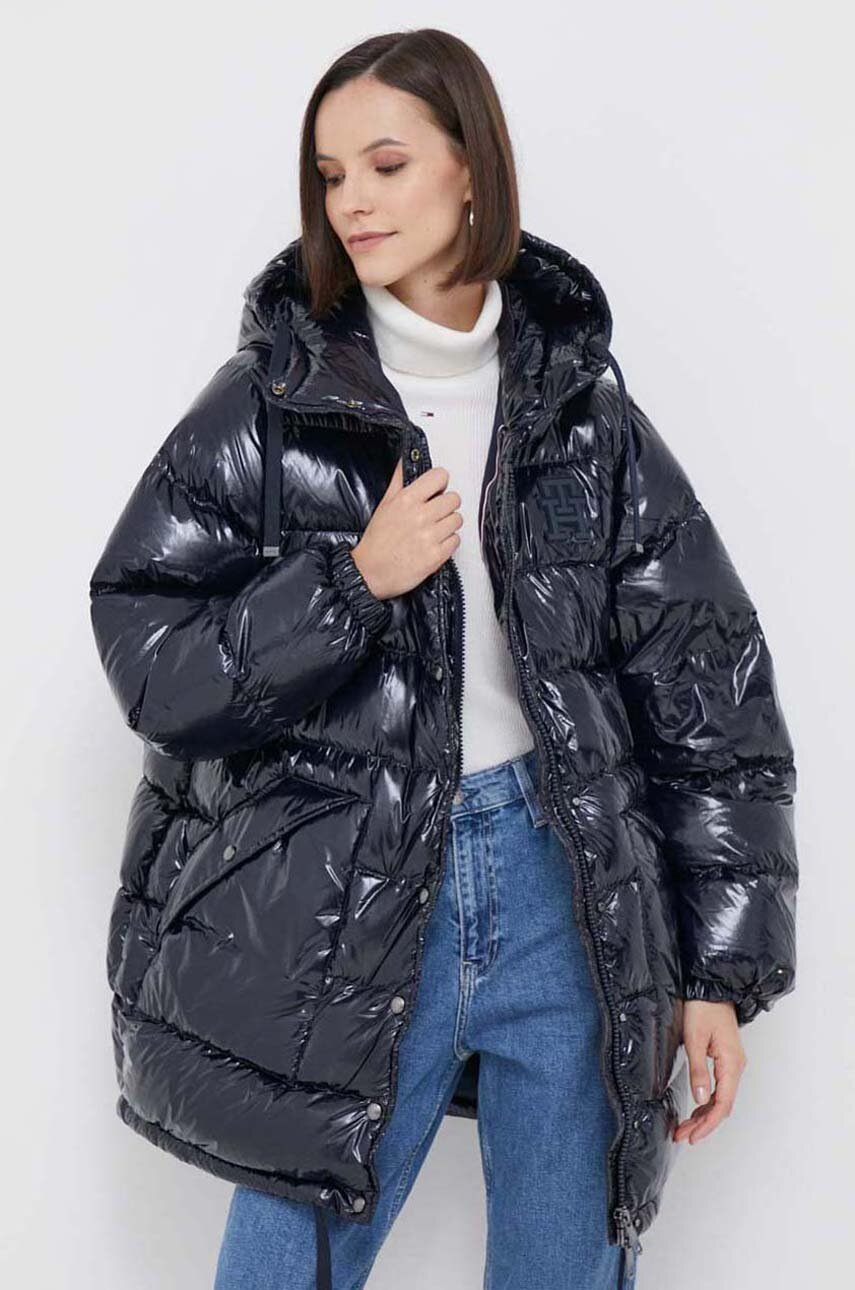 

Пуховая куртка Tommy Hilfiger женская цвет синий зимняя
