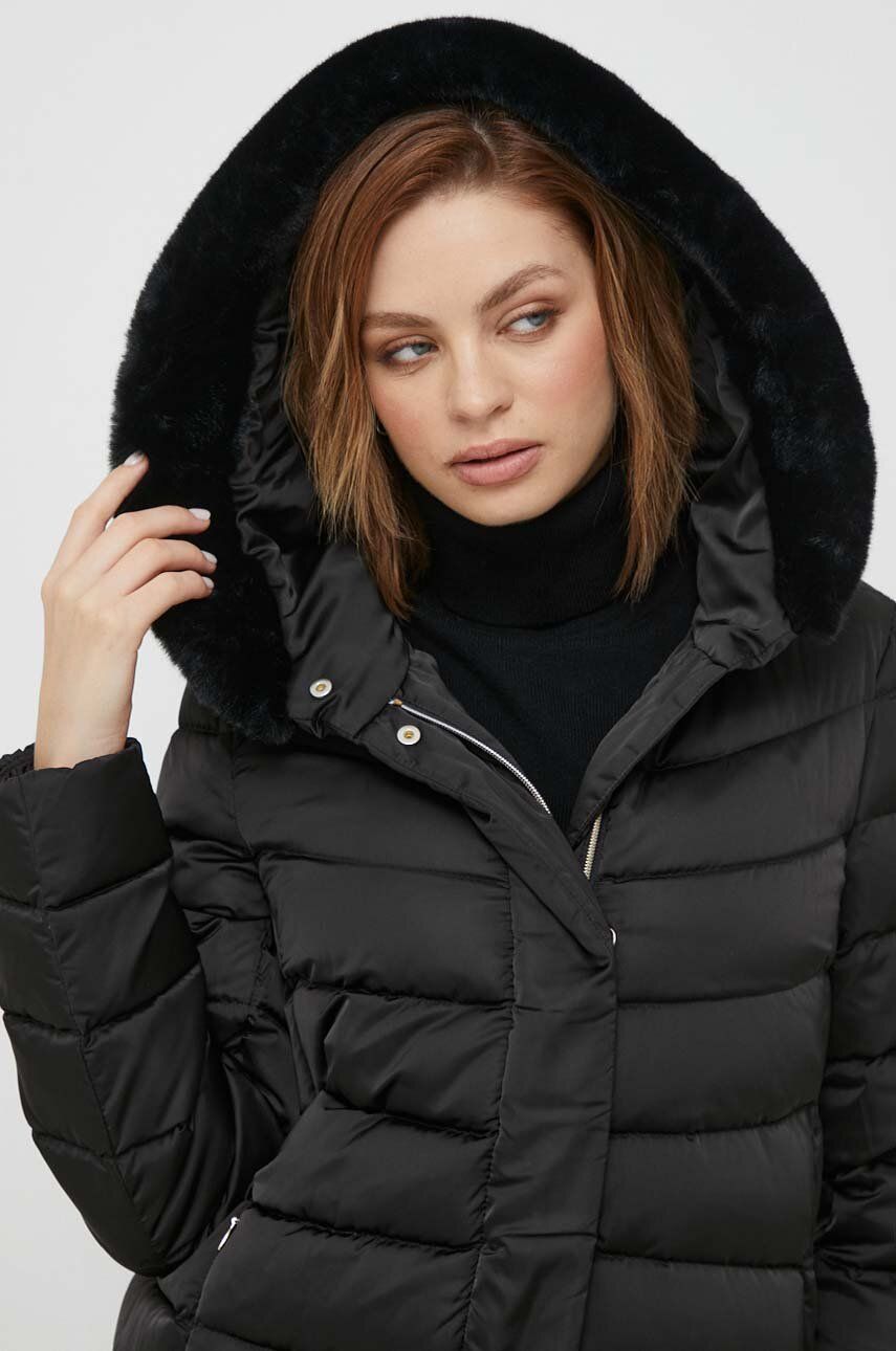 Levně Péřová bunda Geox CHLOO dámská, černá barva, zimní