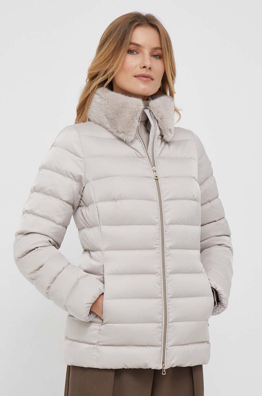 Péřová bunda Geox BETTANIE dámská, šedá barva, zimní - šedá - Hlavní materiál: 100 % Polyester 