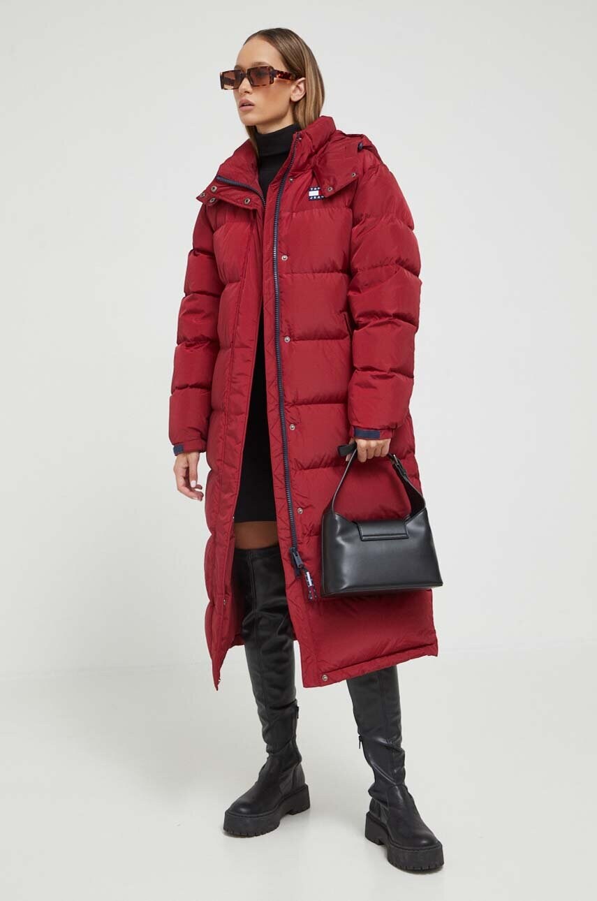 

Пухено яке Tommy Jeans в бордо зимен модел