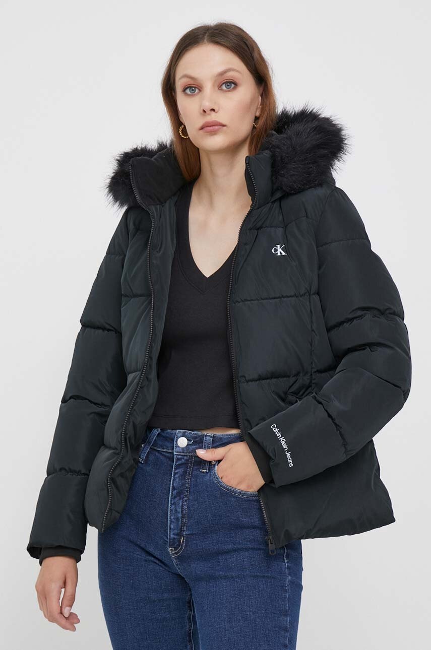 

Яке Calvin Klein Jeans в черно зимен модел, Черен