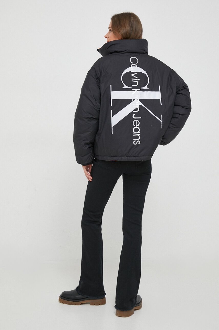 E-shop Oboustranná bunda Calvin Klein Jeans dámská, černá barva, zimní, oversize