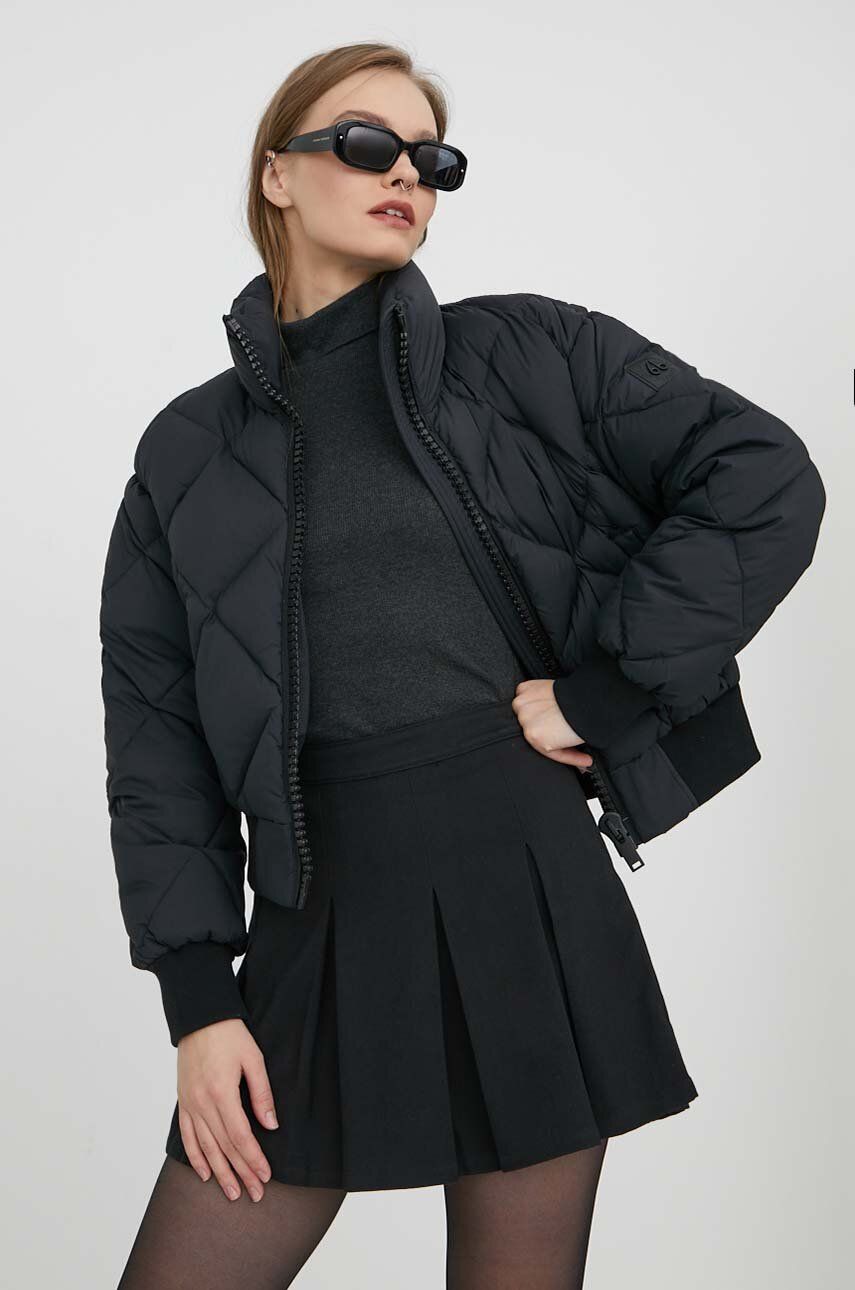 Levně Péřová bunda MOOSE KNUCKLES dámská, černá barva, zimní