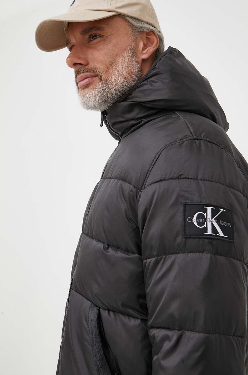 

Яке Calvin Klein Jeans в черно зимен модел, Черен