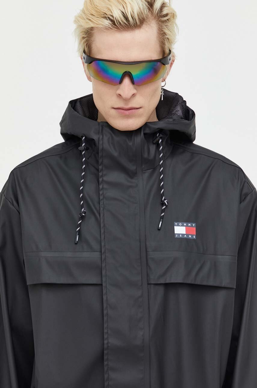 Μπουφάν Tommy Jeans χρώμα: μαύρο φωτογραφία