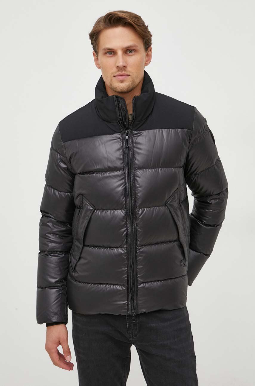 Péřová bunda Bomboogie pánská, černá barva, zimní - černá - Hlavní materiál: 96 % Recyklovaný polyes