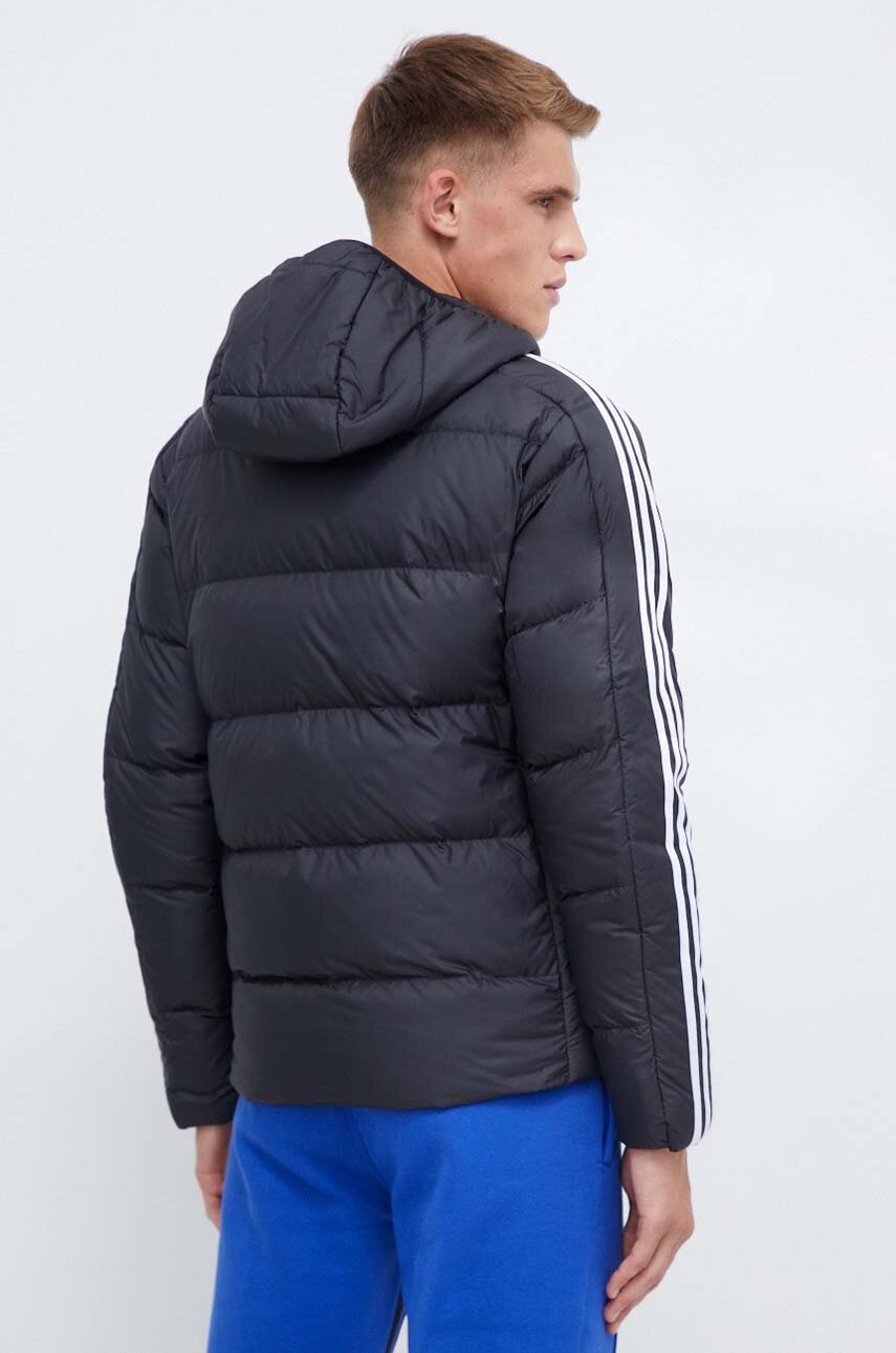 Пухова куртка adidas чоловіча колір чорний зимова 