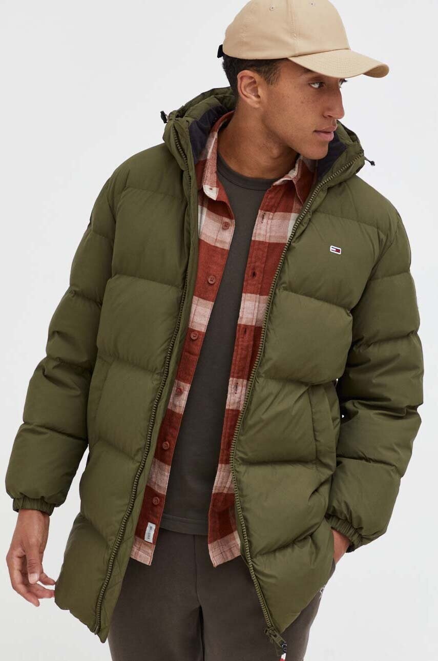 

Пухова куртка Tommy Jeans чоловіча колір зелений зимова