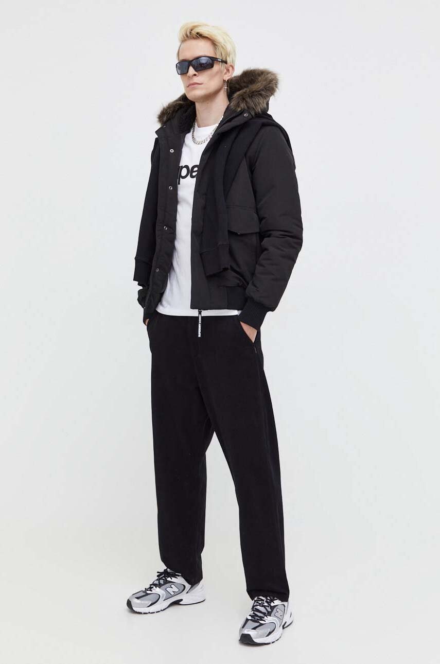

Яке Superdry в черно зимен модел, Черен