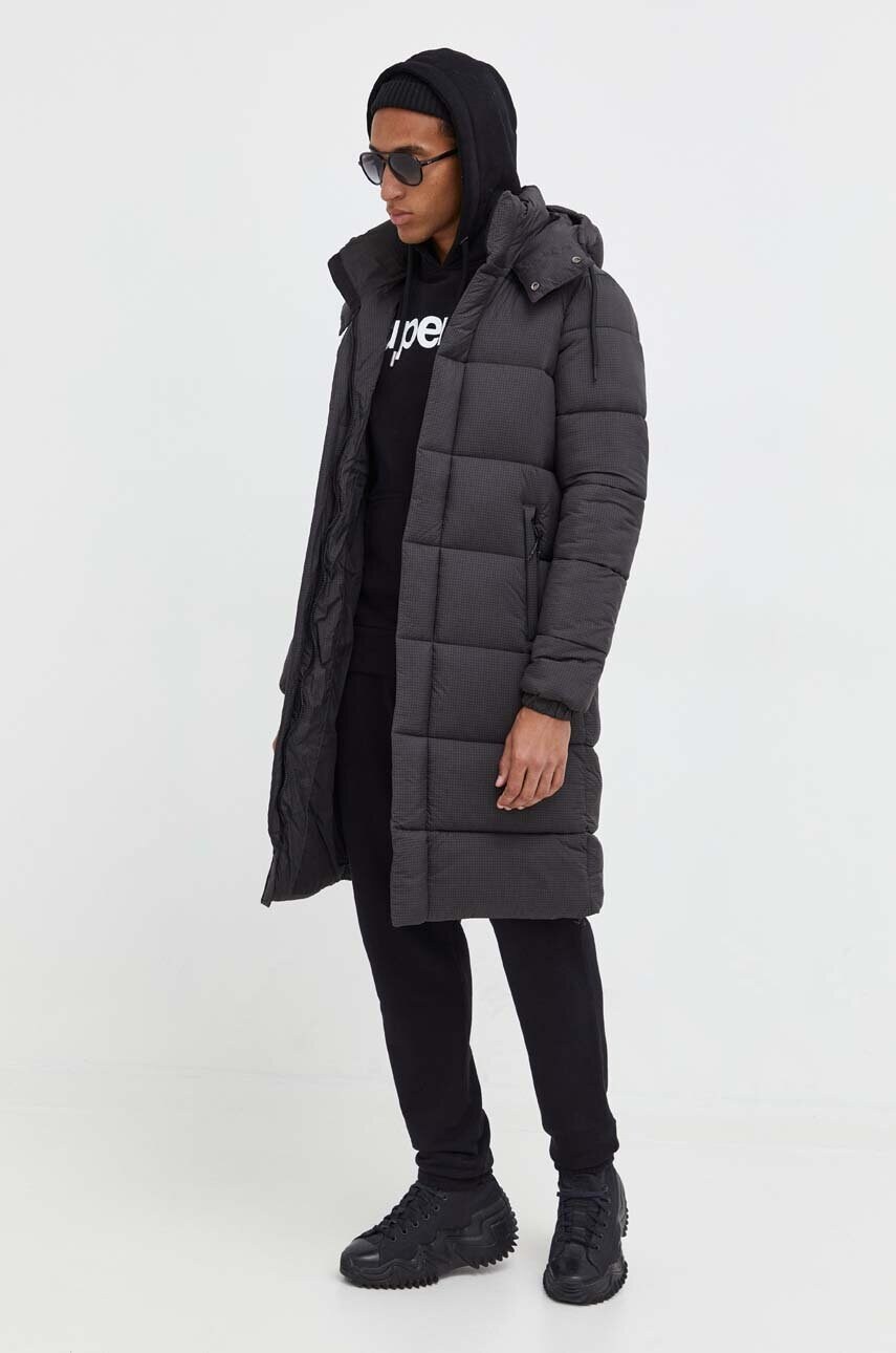 

Яке Superdry в черно зимен модел, Черен