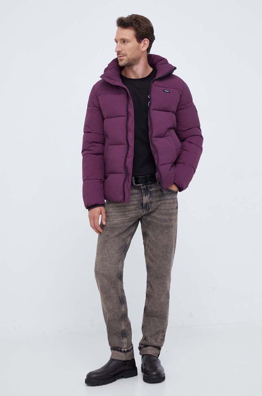 Bunda Calvin Klein pánská, fialová barva, zimní - fialová -  Hlavní materiál: 100 % Polyamid