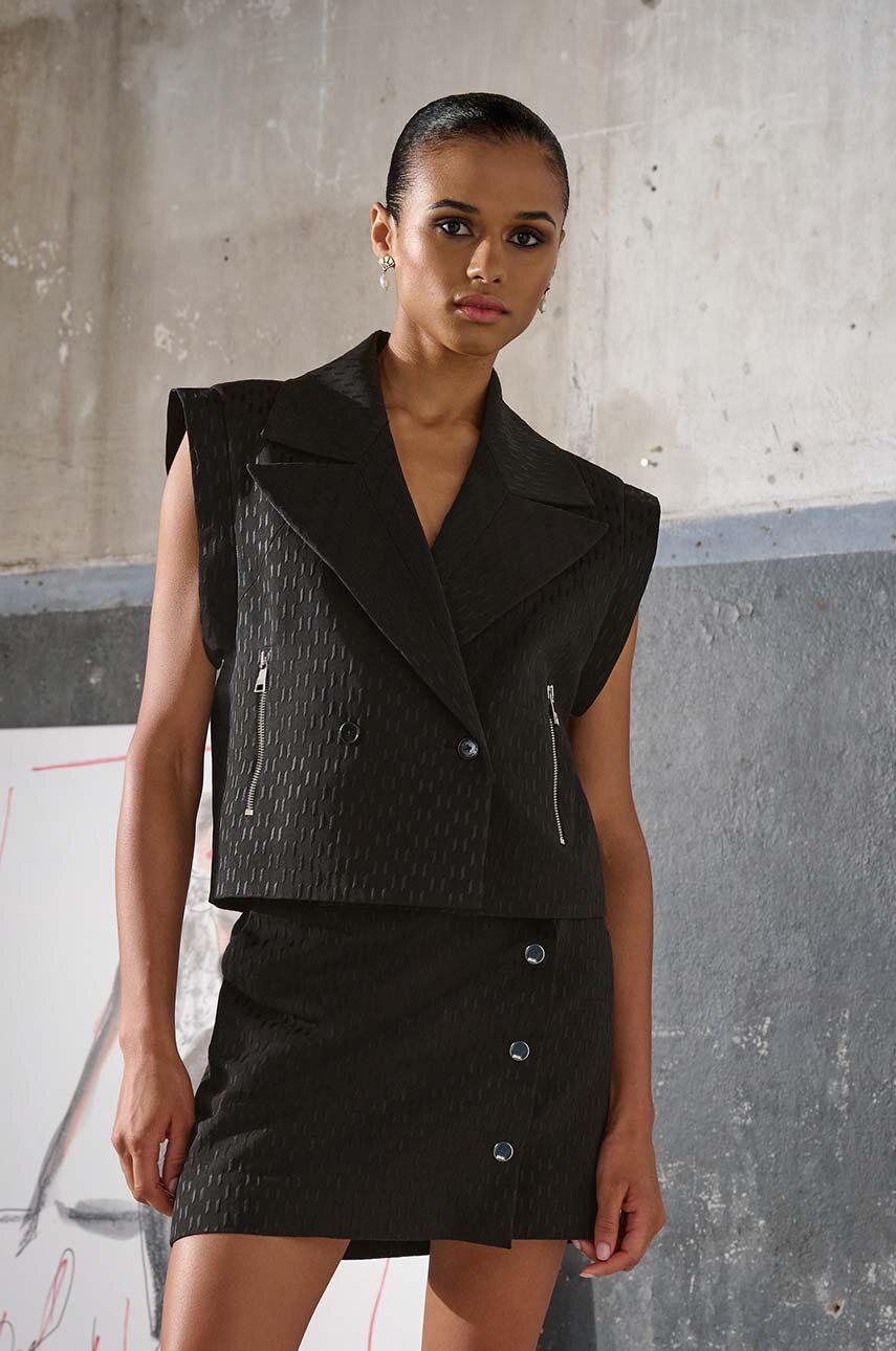 Vesta Karl Lagerfeld KL x The Ultimate icon černá barva - černá -  Hlavní materiál: 52 % Acetát