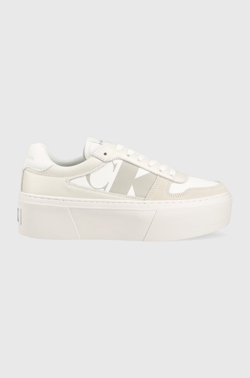 

Маратонки Calvin Klein Jeans CUPSOLE FLATFORM MIX в бяло YW0YW01275, Бял