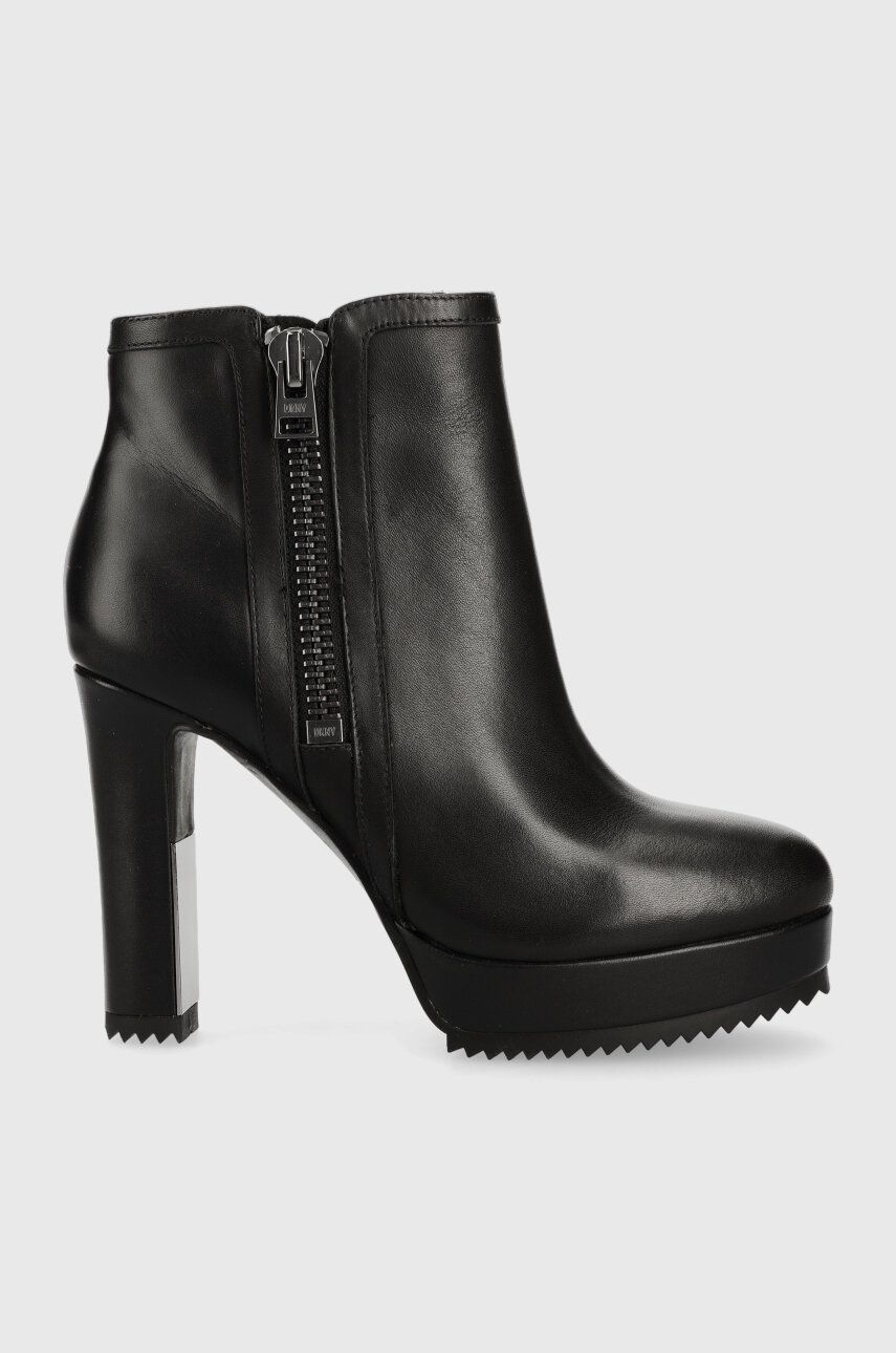 Členkové topánky Dkny K2304397 dámske, čierna farba, na kline, Liana