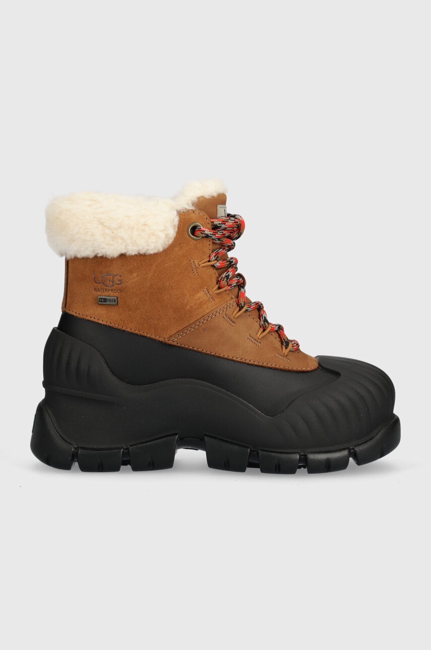 E-shop Boty UGG Adiroam Hiker hnědá barva, na plochém podpatku, zateplené, 1130851