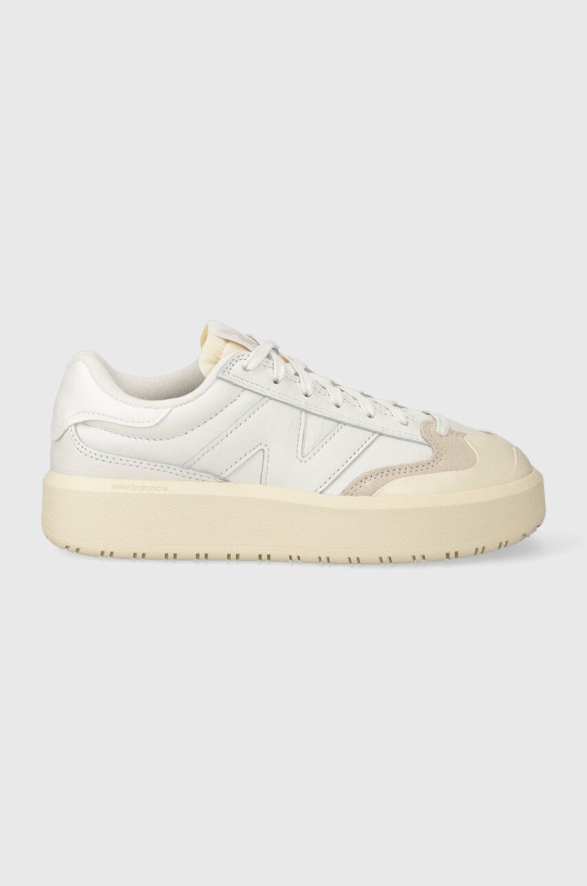 Levně Kožené sneakers boty New Balance CT302OB bílá barva