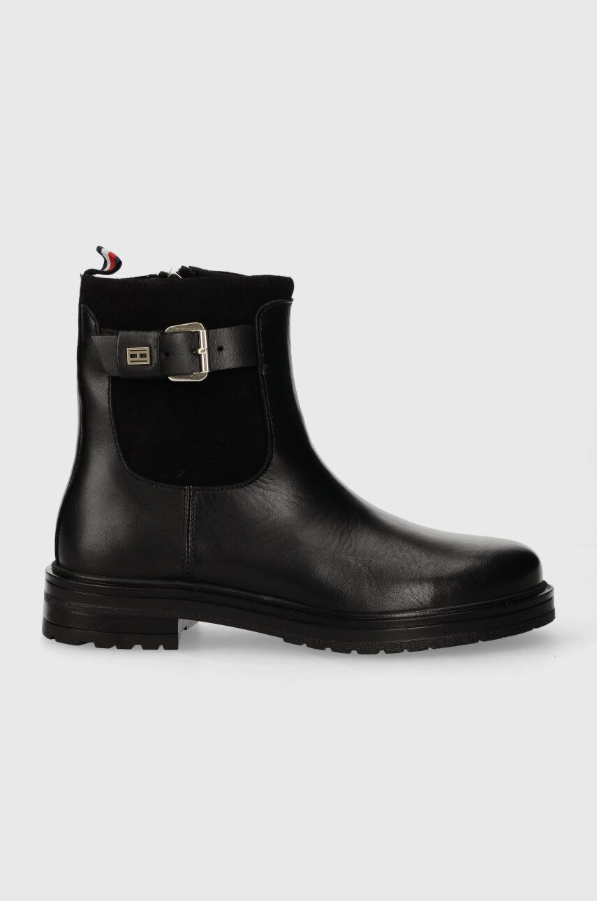 Levně Kožené kotníkové boty Tommy Hilfiger BELT BOOTIE MATERIAL MIX dámské, černá barva, na plochém podpatku, FW0FW07477
